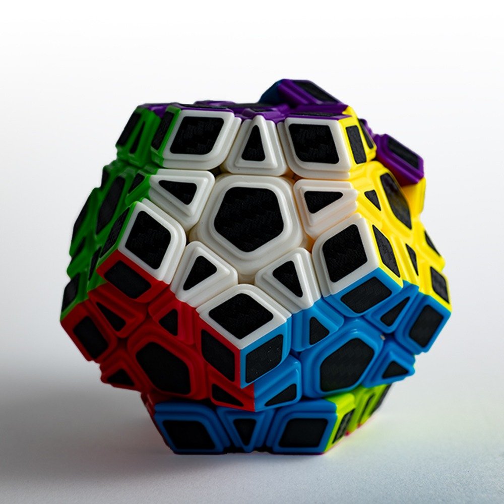 Moyu Megaminx Carbon Fibre image 2