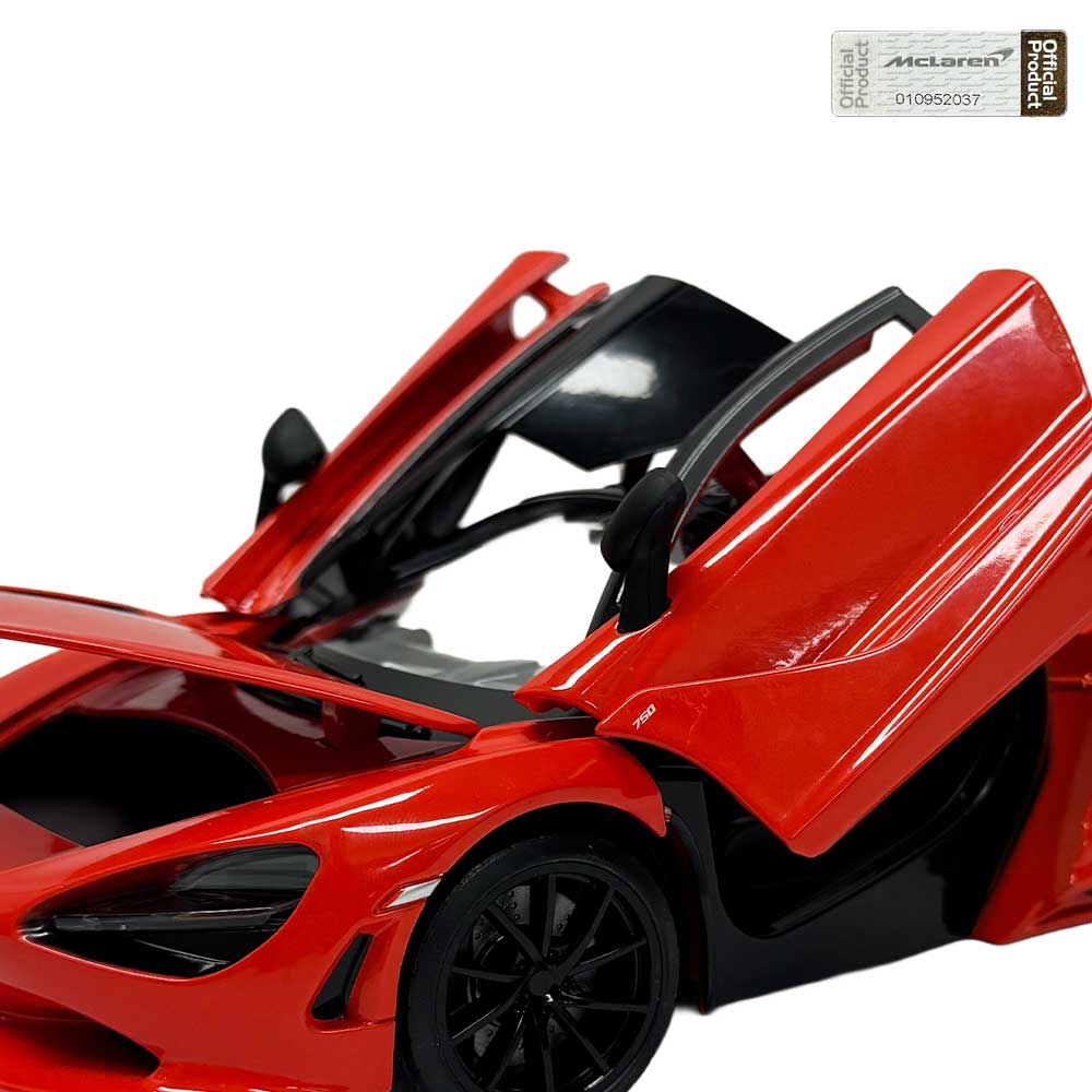 1:18 Licensed Die‑Cast Supercar Models – Bugatti Divo, McLaren 720S, Aston Martin Valkyrie
