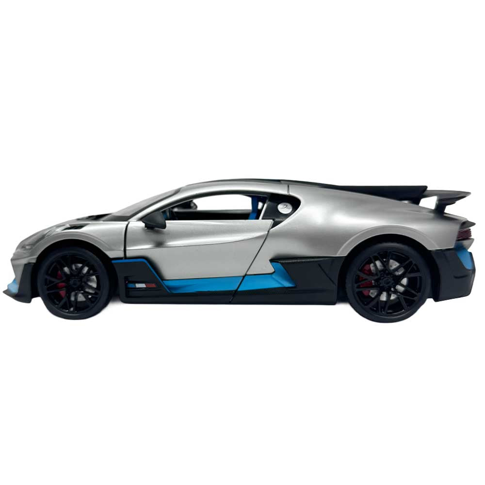1:18 Licensed Die‑Cast Supercar Models – Bugatti Divo, McLaren 720S, Aston Martin Valkyrie