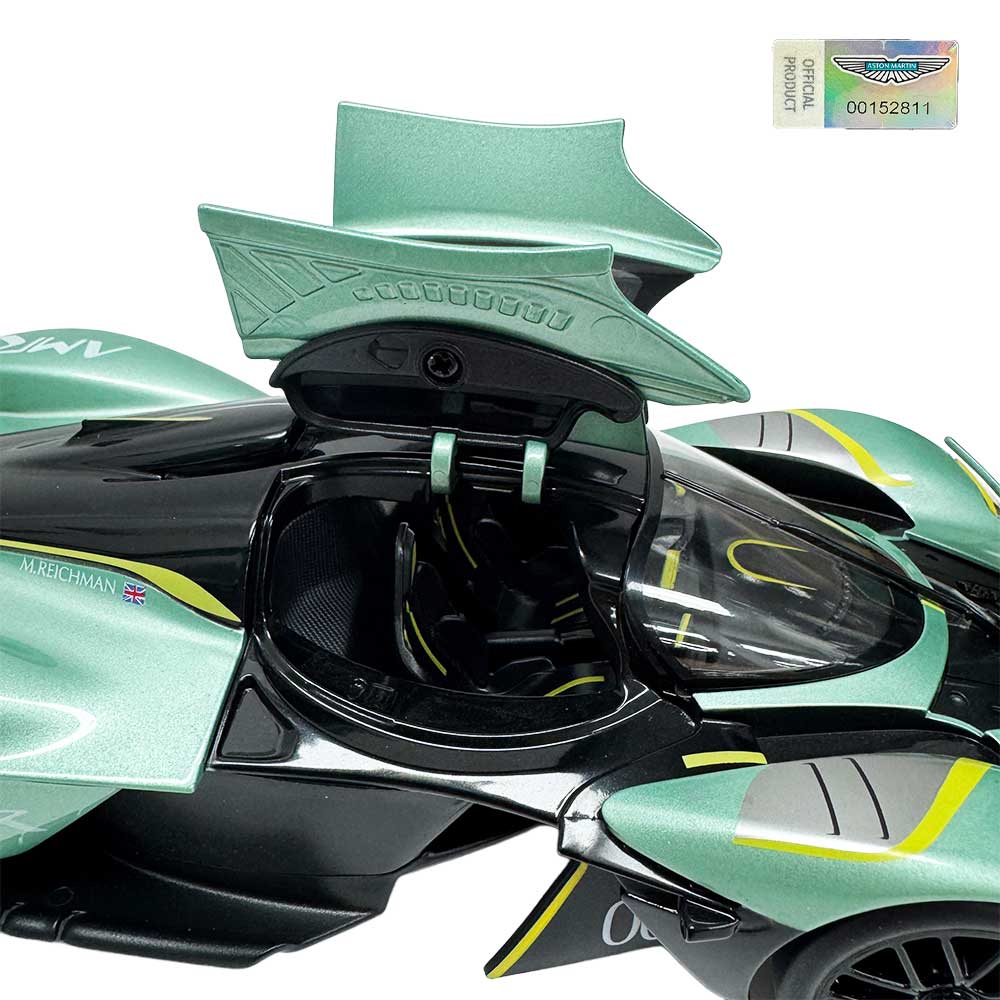 1:18 Licensed Die‑Cast Supercar Models – Bugatti Divo, McLaren 720S, Aston Martin Valkyrie